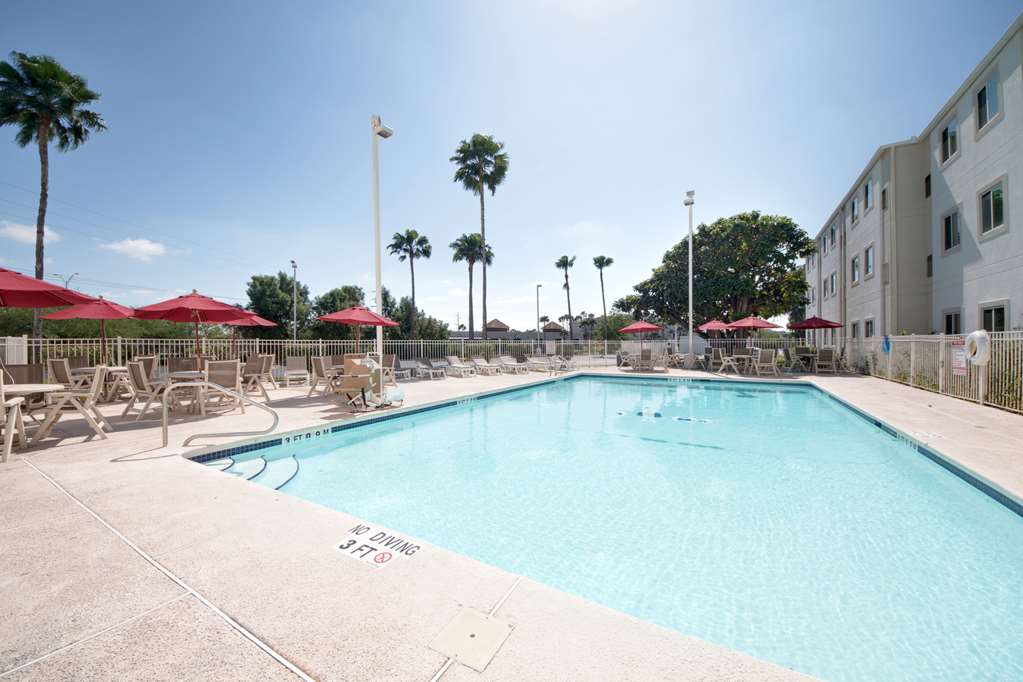 Motel 6 Brownsville - thumb 14