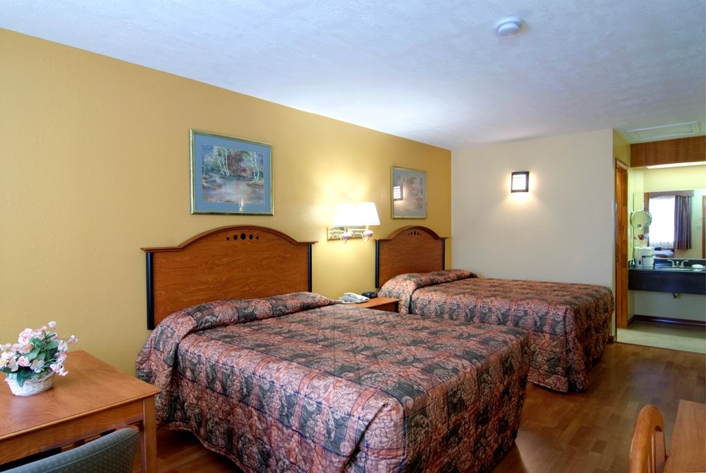 Americas Best Value Inn - thumb 4