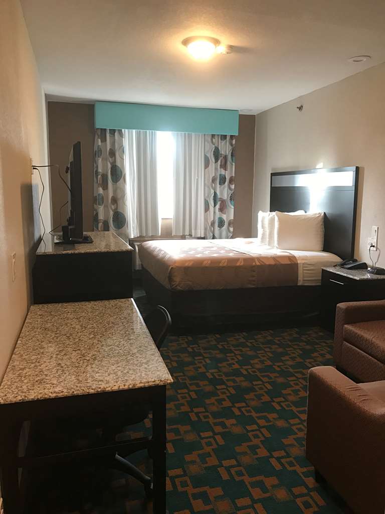 SureStay Hotel Brownsville - thumb 6