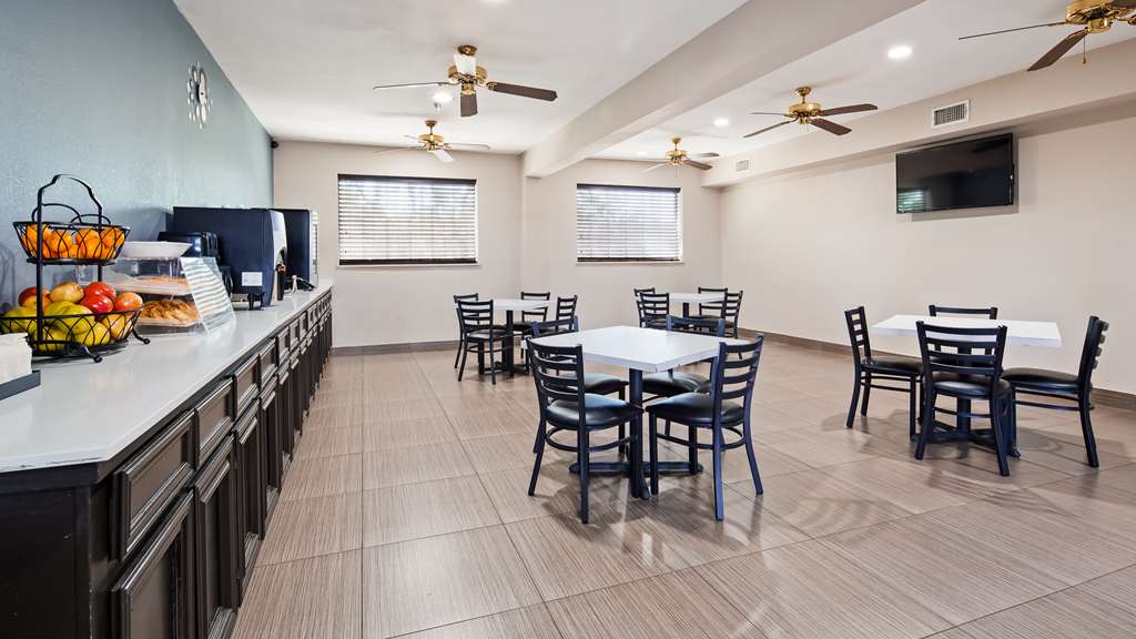 SureStay Hotel Brownsville - thumb 11