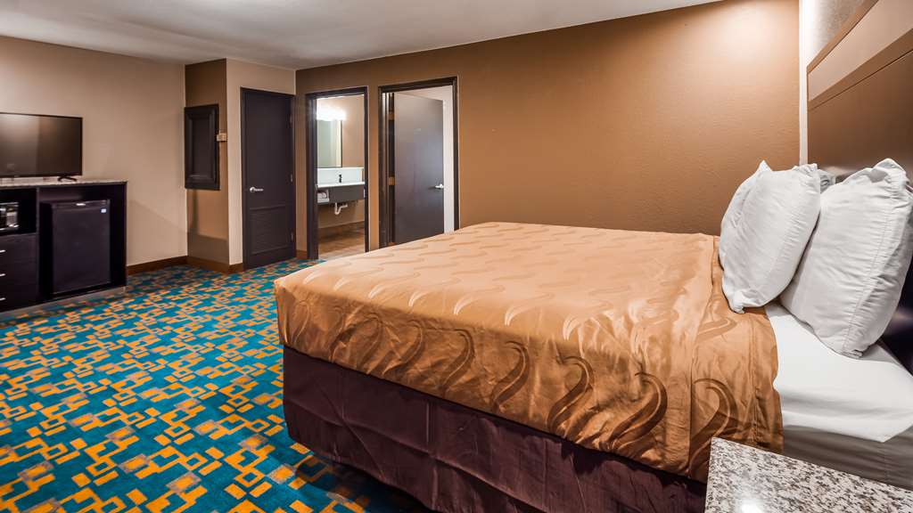 SureStay Hotel Brownsville - thumb 13