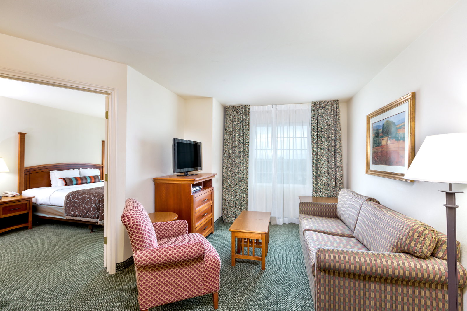 Staybridge Suites - thumb 12