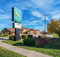 Quality Inn Carbondale - Accommodation Michigan