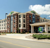 Holiday Inn Express Suites Marion - Accommodation Michigan