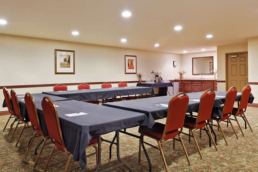 Country Inn & Suites Marion - thumb 7