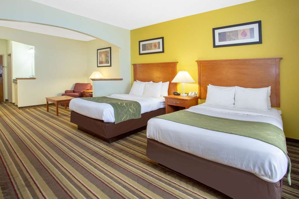 Baymont Inn & Suites Marion - thumb 3