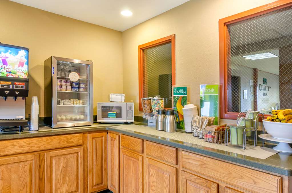 Quality Inn - thumb 13