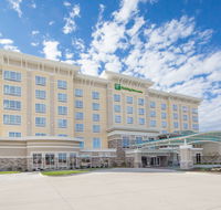 Holiday Inn  Suites Davenport - Accommodation Michigan
