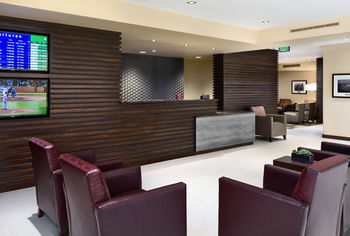 AeroStay Hotel - thumb 2