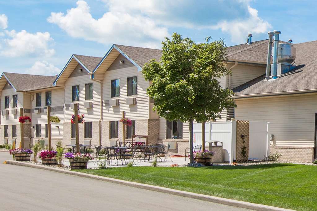 Super 8 Brookings - thumb 1