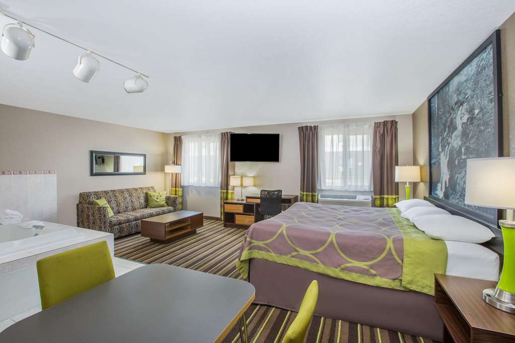 Super 8 Brookings - thumb 11