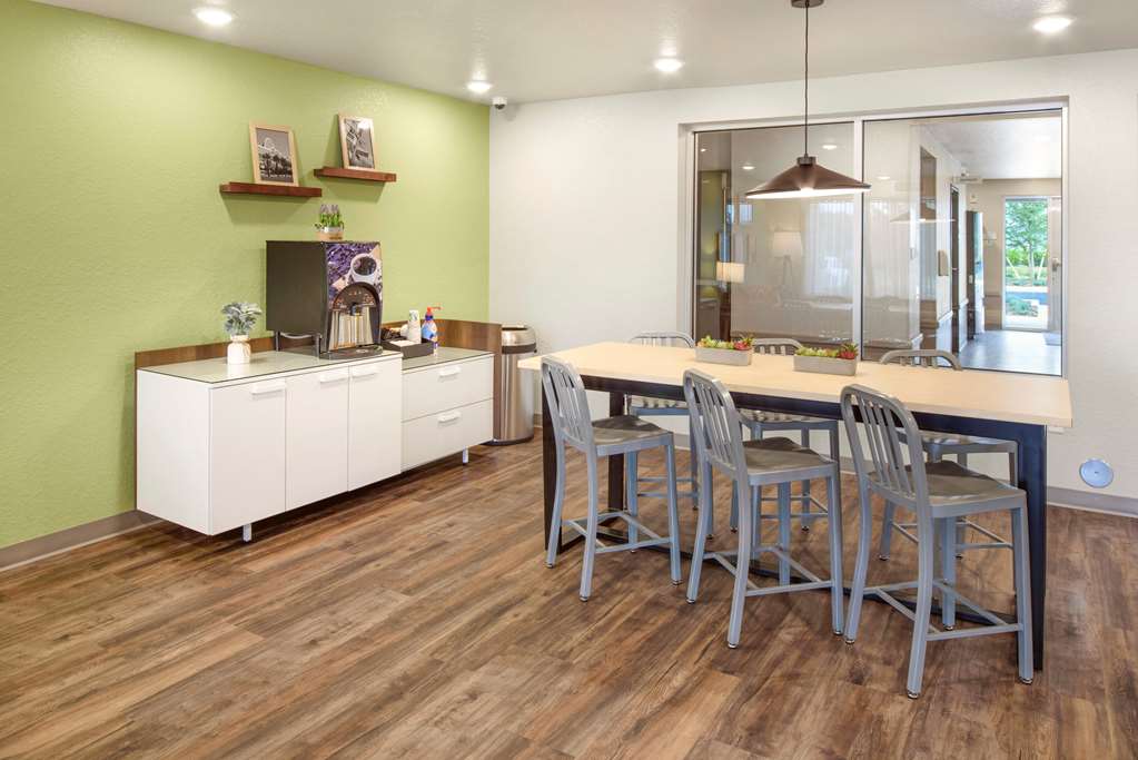 WoodSpring Stes Orlando I-4 & Conv Ctr - thumb 6