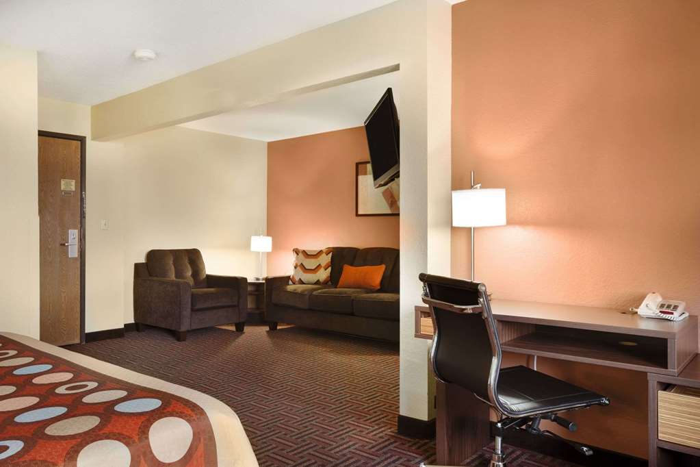 Super 8 Alton - thumb 11