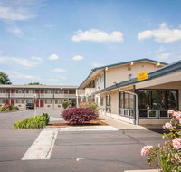 Rodeway Inn Albany - Accommodation Michigan