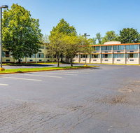 Suburban Studios - Accommodation Michigan