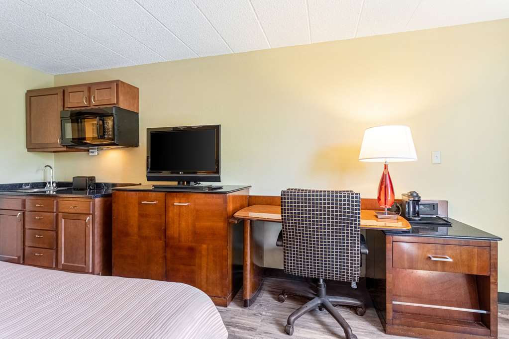 Suburban Studios - thumb 9