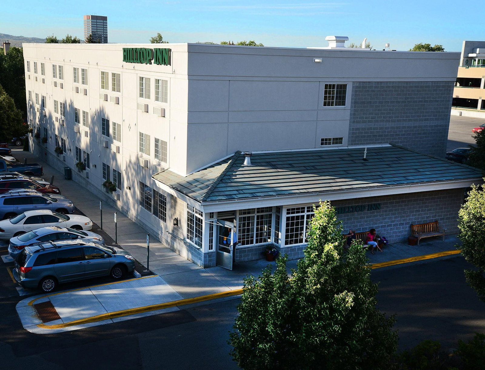 Hilltop Inn - thumb 0