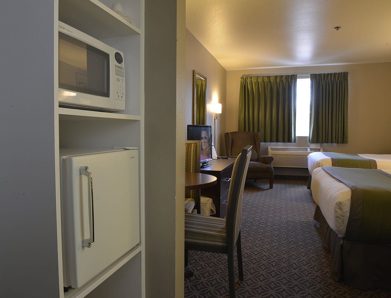 Hilltop Inn - thumb 6