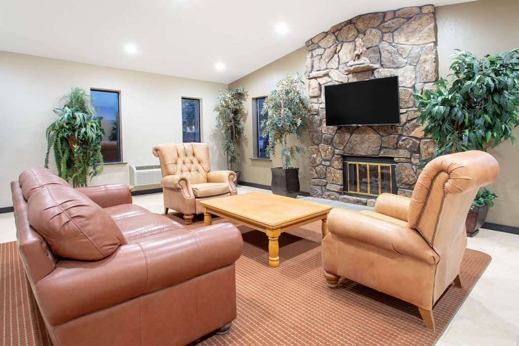 Super 8 Billings - thumb 7