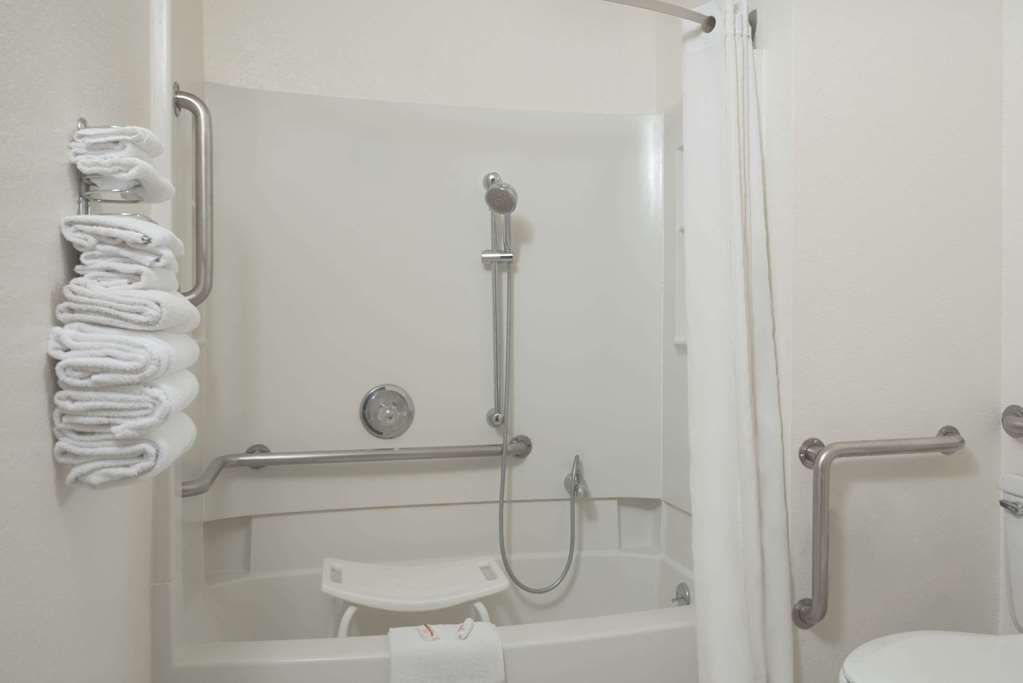 Super 8 Billings - thumb 9