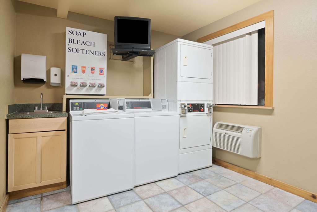 Super 8 Billings - thumb 16