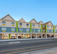 The Waves Hotel an Ascend Hotel - Accommodation Michigan