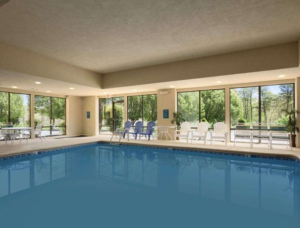 Baymont Inn & Suites Crossville - thumb 8