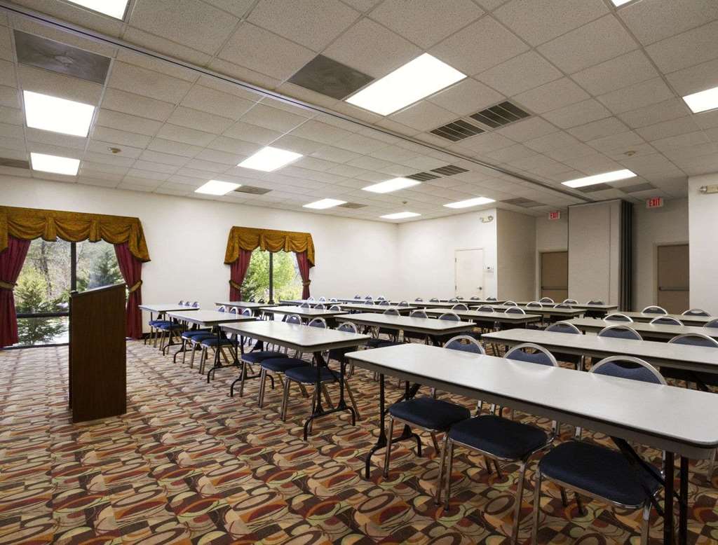 Baymont Inn & Suites Crossville - thumb 9