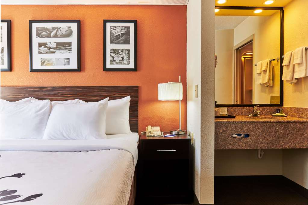 Sleep Inn University - thumb 9