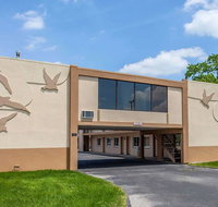 Rodeway Inn North - Accommodation Michigan