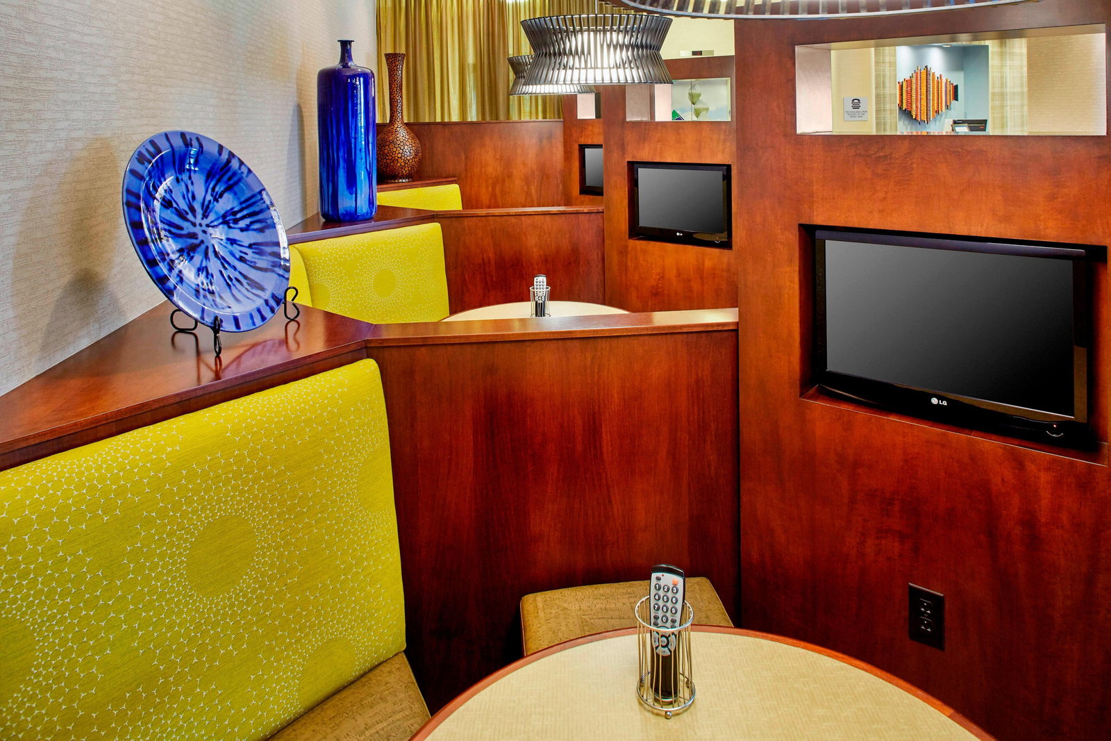 Courtyard By Marriott Hamilton - thumb 16