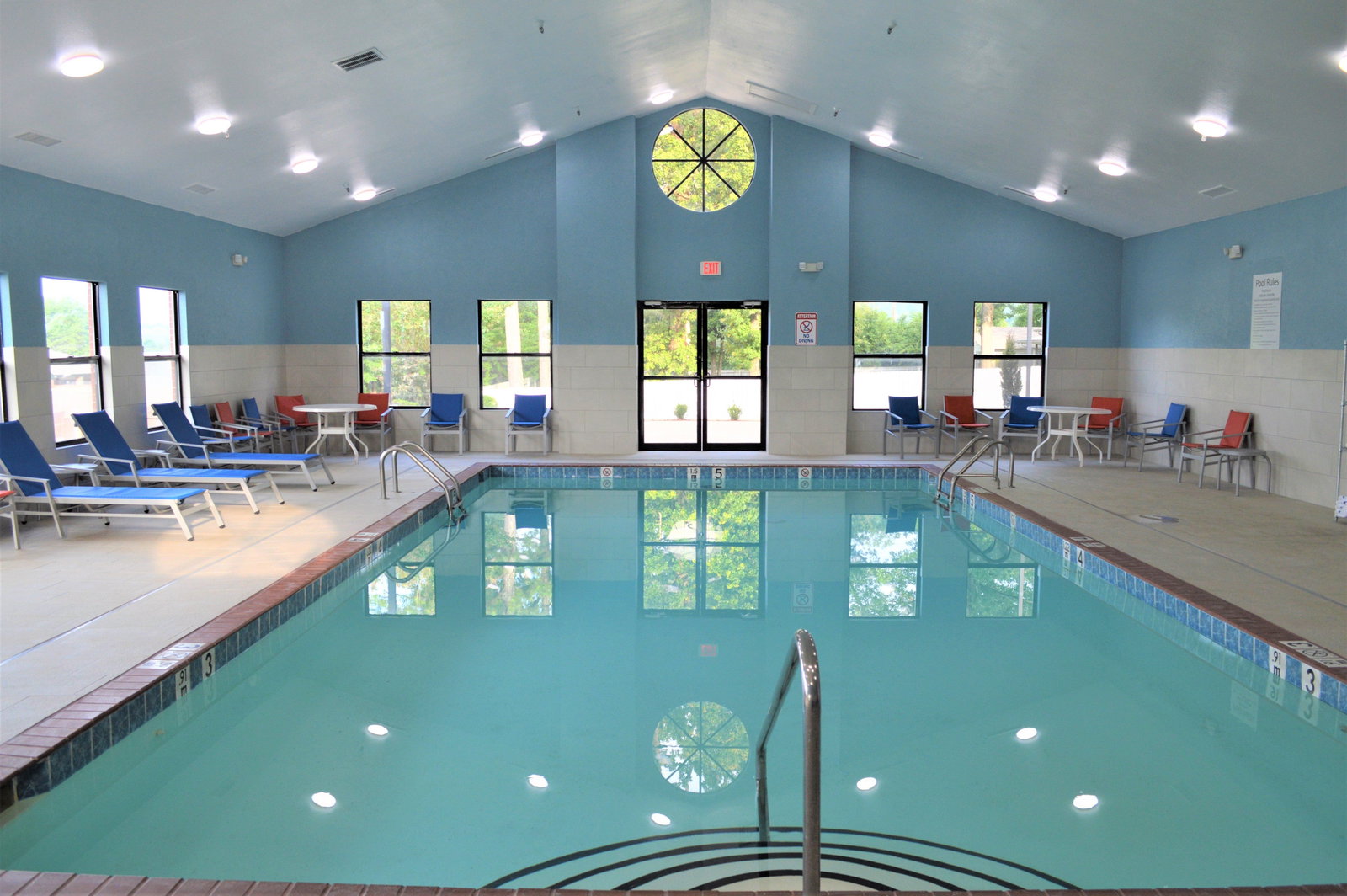 Holiday Inn Express & Suites Batesville - thumb 7