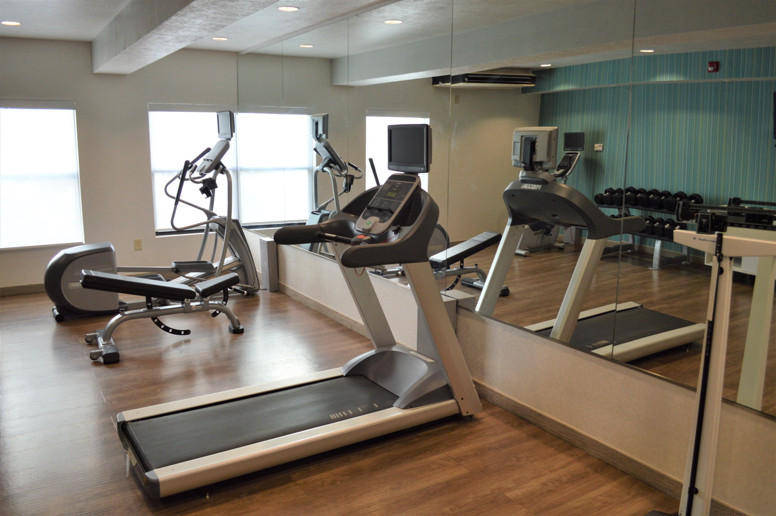 Holiday Inn Express & Suites Batesville - thumb 14