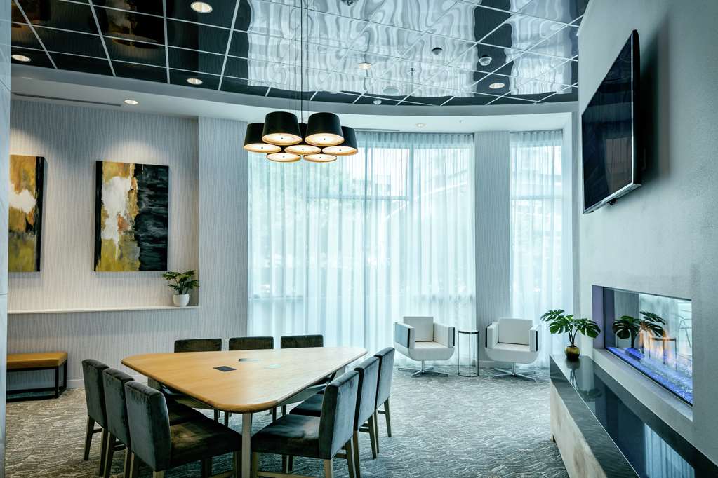 Hilton Garden Inn Bellevue Downtown - thumb 12