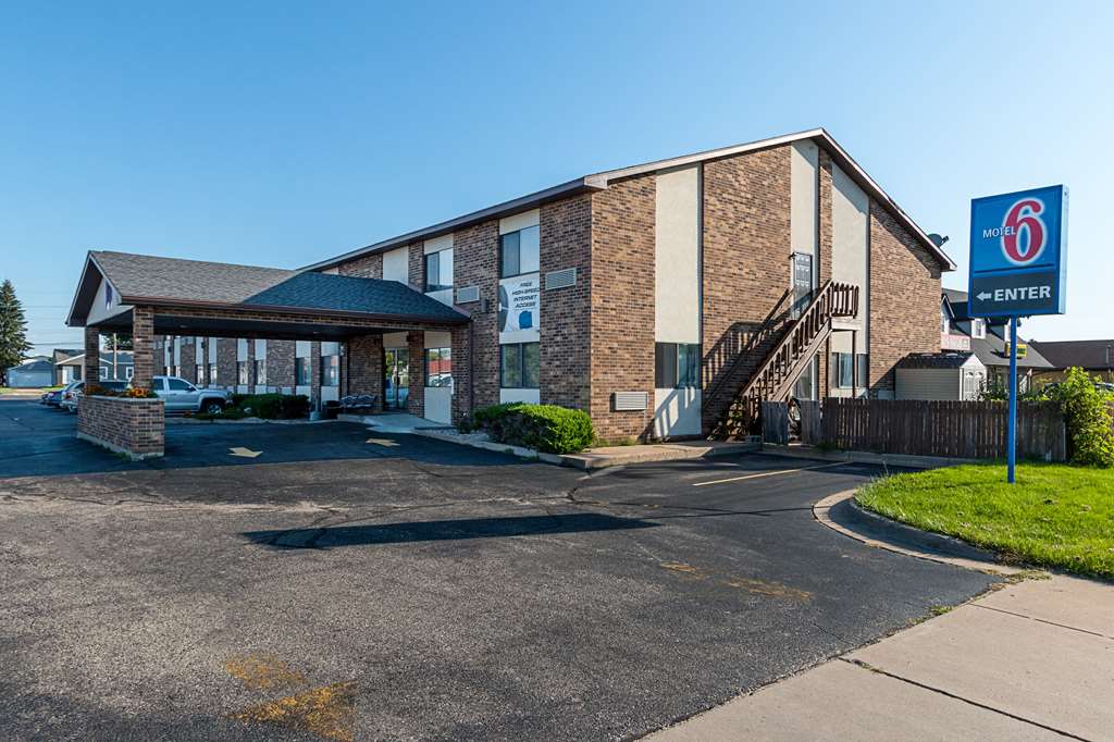 Motel 6 Wisconsin Rapids - thumb 0