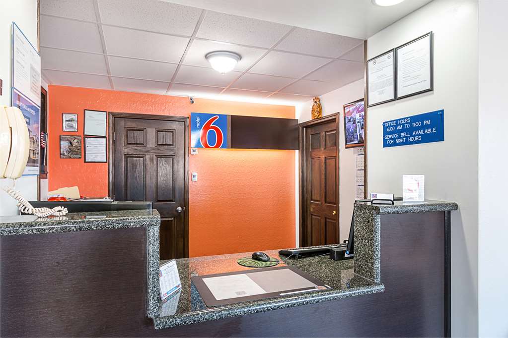 Motel 6 Wisconsin Rapids - thumb 3