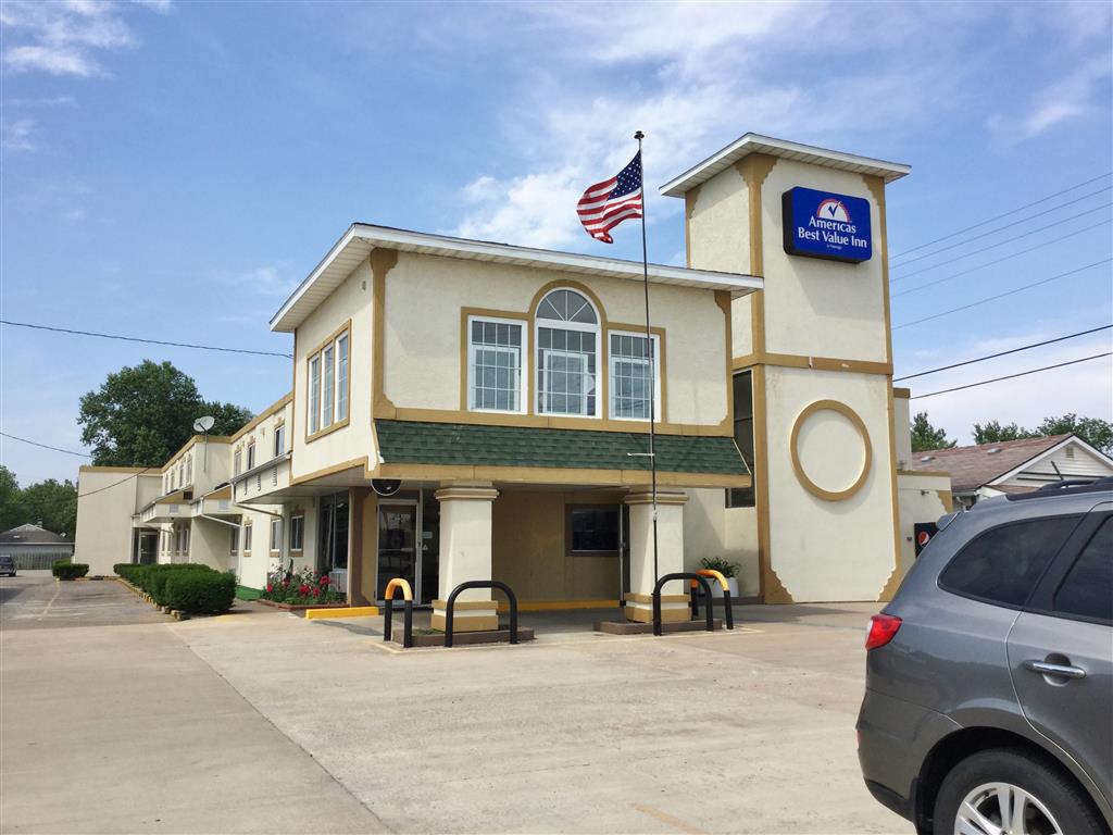 Americas Best Value Inn - thumb 2