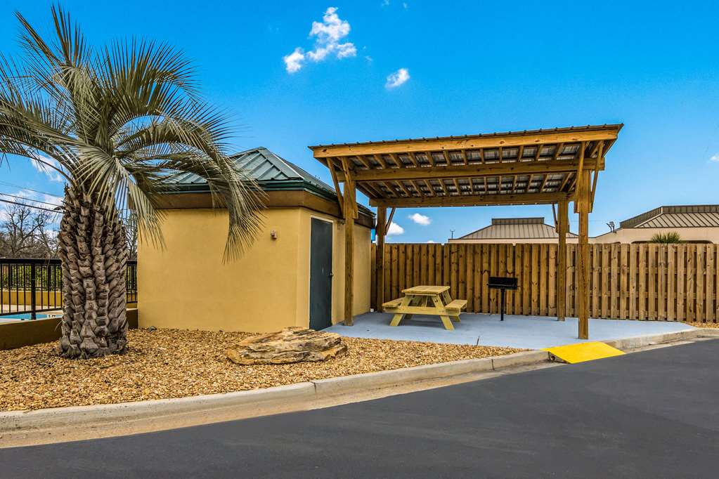 Quality Inn - thumb 10