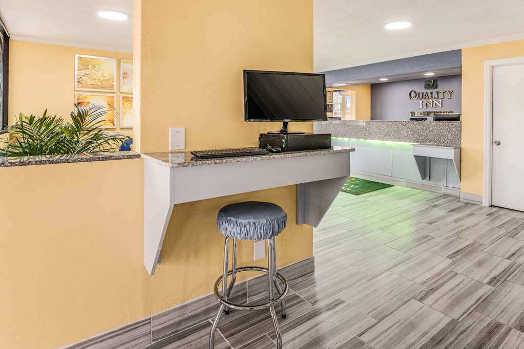 Quality Inn - thumb 16