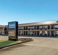 Rodeway Inn and Suites East Dublin - Accommodation Michigan