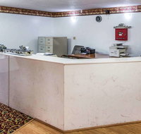 Econo Lodge Inn  Suites - Accommodation Michigan