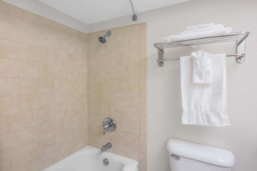 Knights Inn Pico Rivera - thumb 9