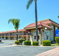 Americas Best Value Inn-Rialto - Accommodation Michigan