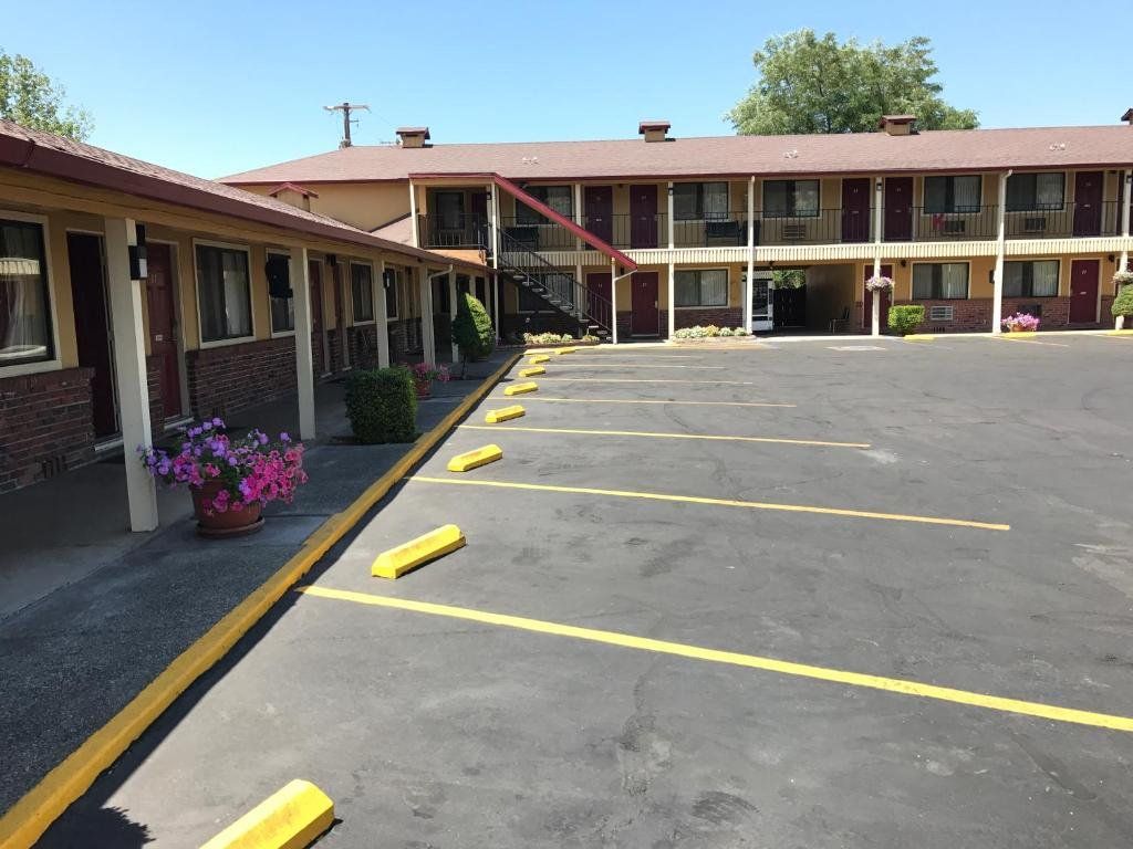 Klamath Motor Lodge - thumb 2