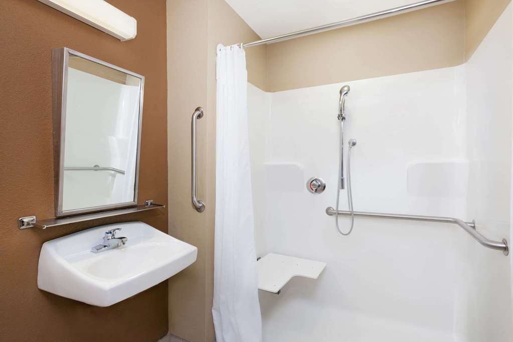Microtel Inn & Suites Breaux Bridge - thumb 7