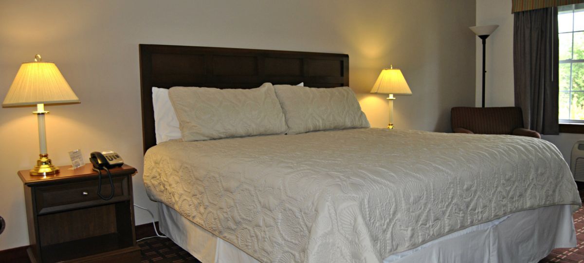 Casco Bay Inn - thumb 1