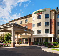 Courtyard by Marriott Portland Airport - Accommodation Michigan