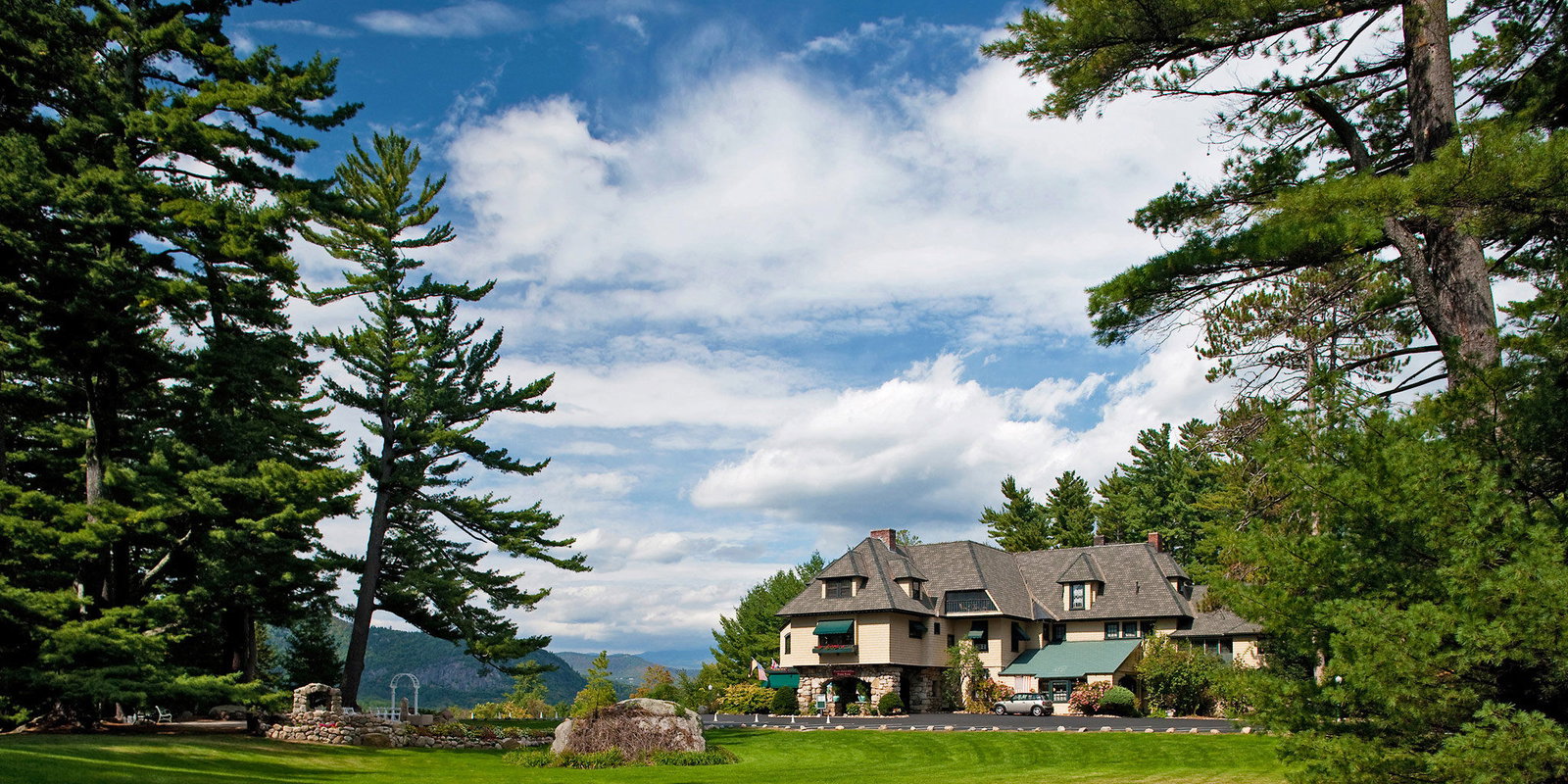 Stonehurst Manor - thumb 1