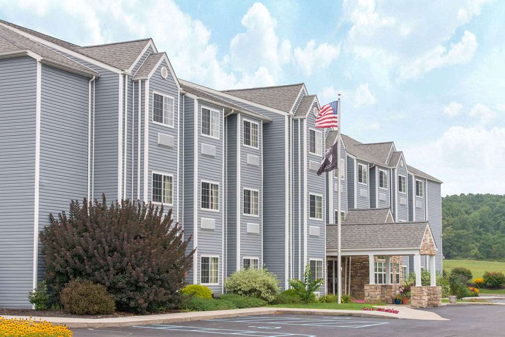 Microtel Inn & Suites By Wyndham - thumb 0