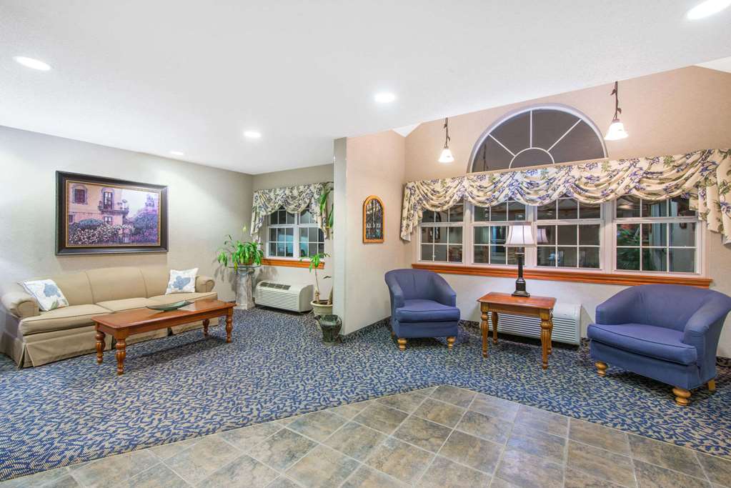 Microtel Inn & Suites By Wyndham - thumb 1